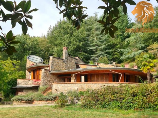 Casa in vendita a Dama, Chiusi Della Verna