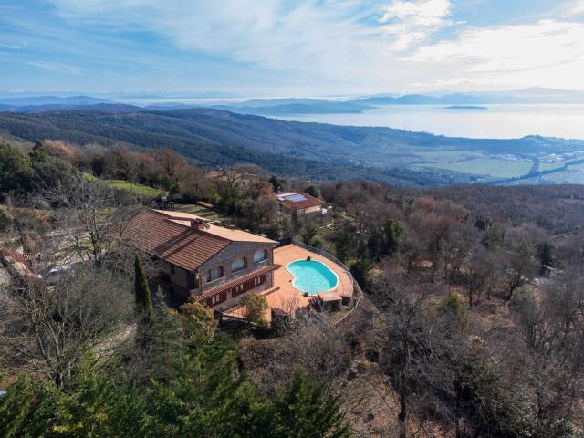 Casa in vendita a Tuoro Sul Trasimeno, Umbria