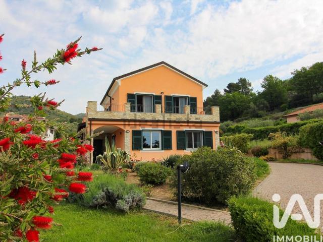 Casa in vendita a Andora, Liguria