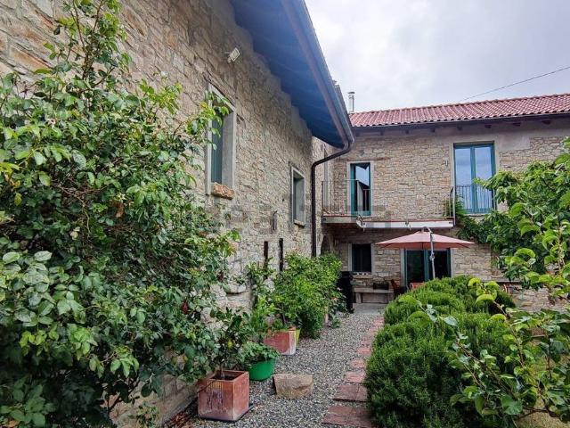 Casa in vendita a Piemonte, Asti
