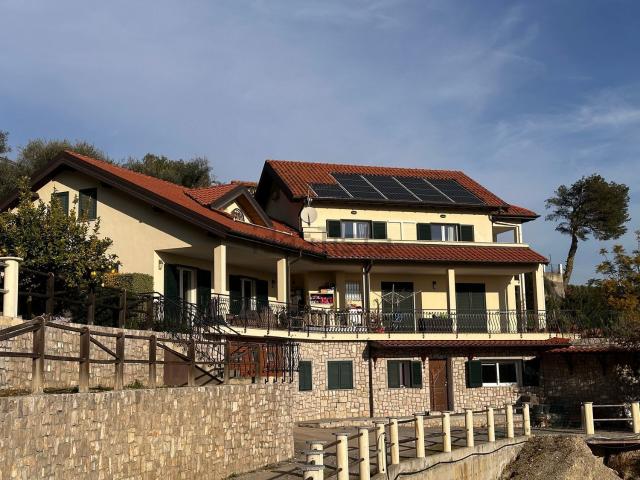 Casa in vendita a San Giacomo, Camporosso