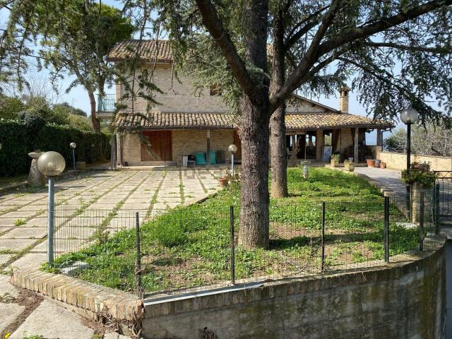 Casa in vendita a Chieti, Abruzzo