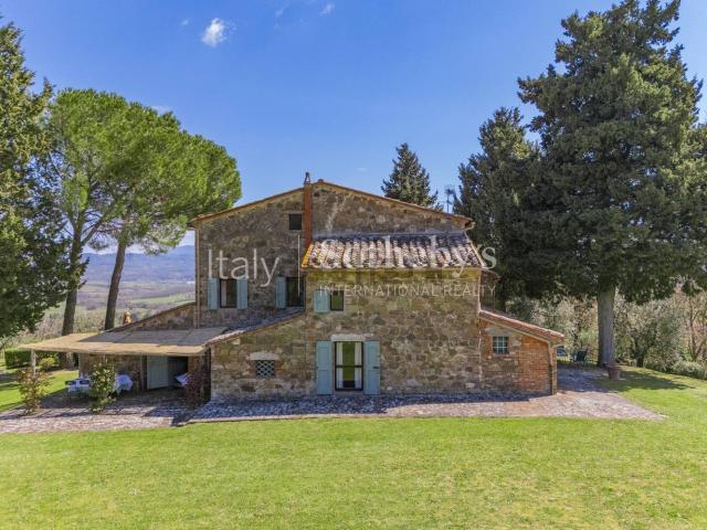 Casa in vendita a Cetona, Toscana