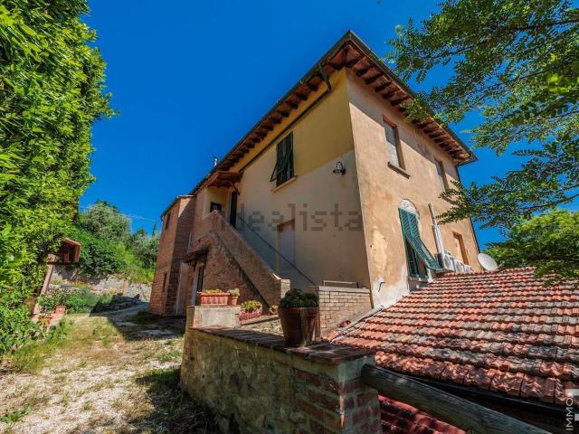 Casa in vendita a Volterra, Toscana