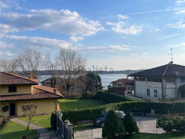 Casa in vendita a Penzano, Eupilio