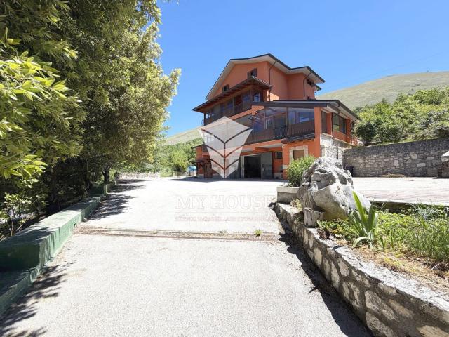 Casa in vendita a Ortona Dei Marsi, Abruzzo