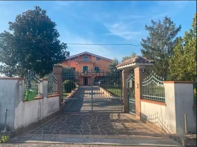 Casa in vendita a Rocca D'evandro, Campania