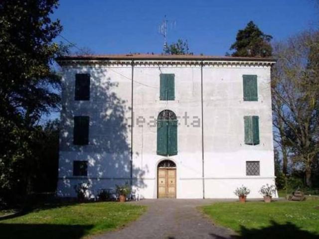 Casa in vendita a Pezzolo, Russi
