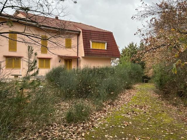 Casa in vendita a San Nicola Manfredi, Campania