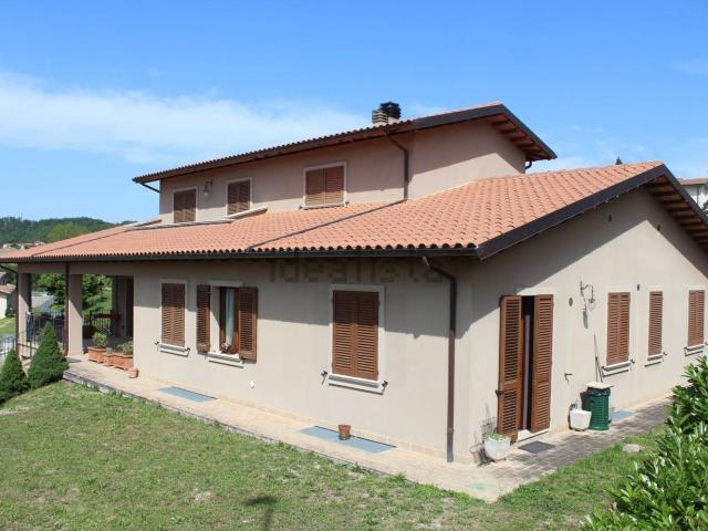 Casa in vendita a Nocera Umbra, Umbria