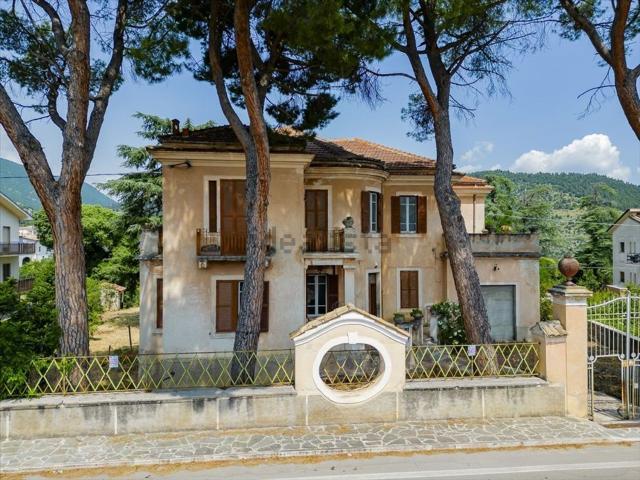 Casa in vendita a Raiano, L'Aquila