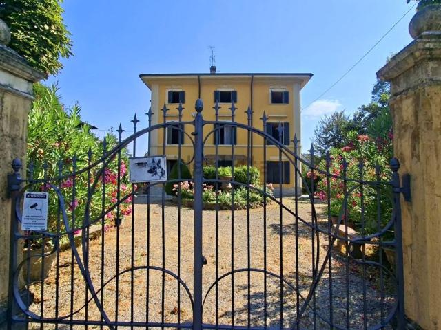 Casa in vendita a Sbizzini, Traversetolo
