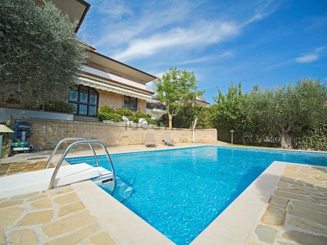 Casa in vendita a Marche, Macerata
