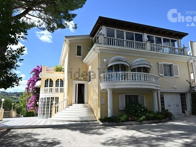 Casa in vendita a Marrocchi, Campli