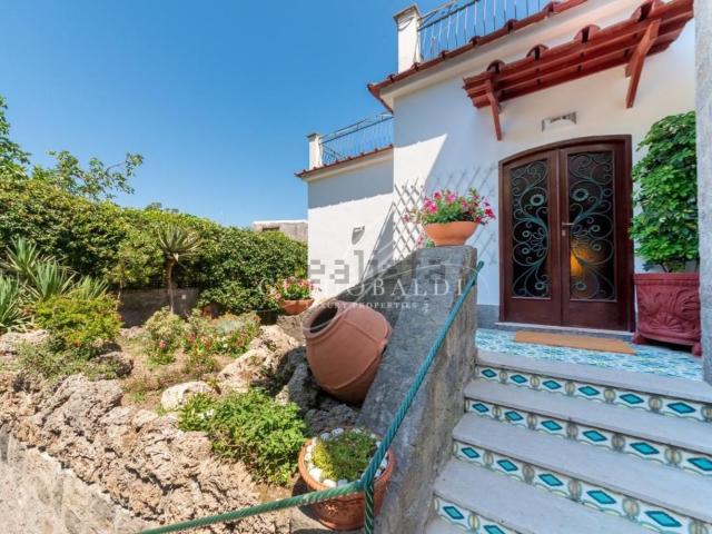 Casa in vendita a Barano D'ischia, Campania