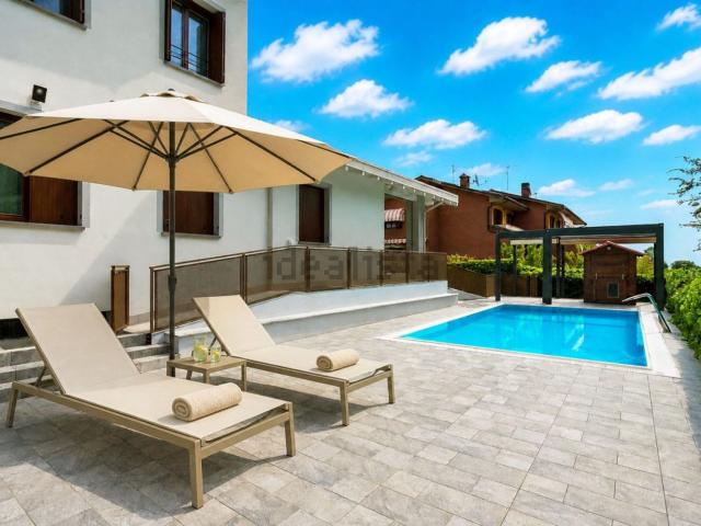 Casa in vendita a Chignolo D'isola, Lombardia