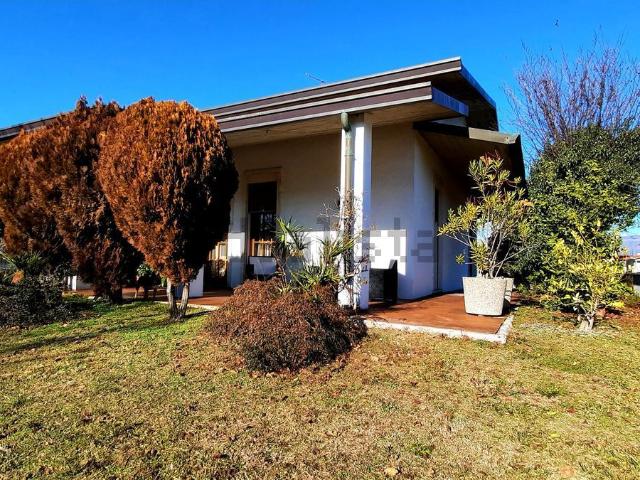 Casa in vendita a Rosà, Veneto