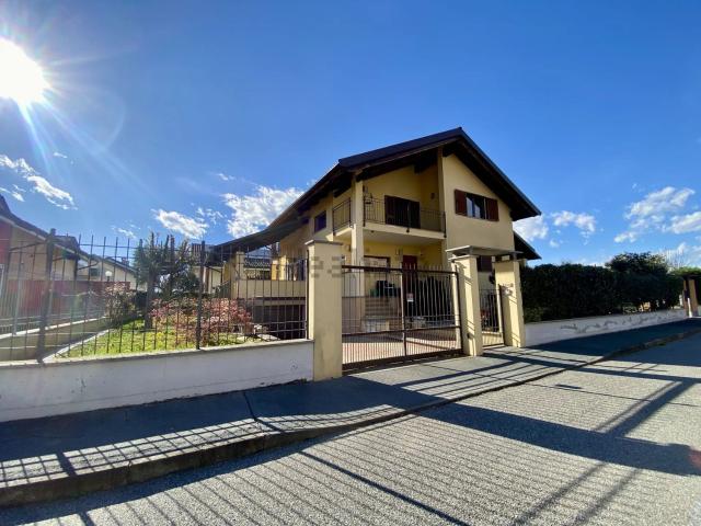 Casa in vendita a La Loggia, Torino