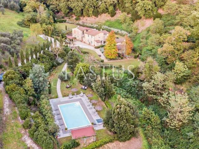 Casa in vendita a Lamporecchio, Toscana