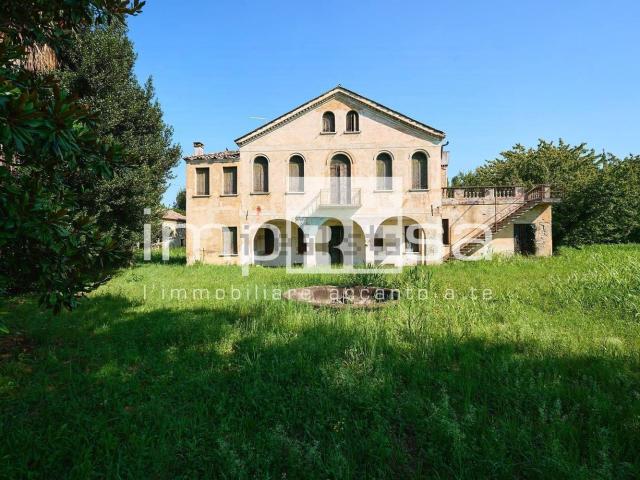 Casa in vendita a Mogliano Veneto, Veneto