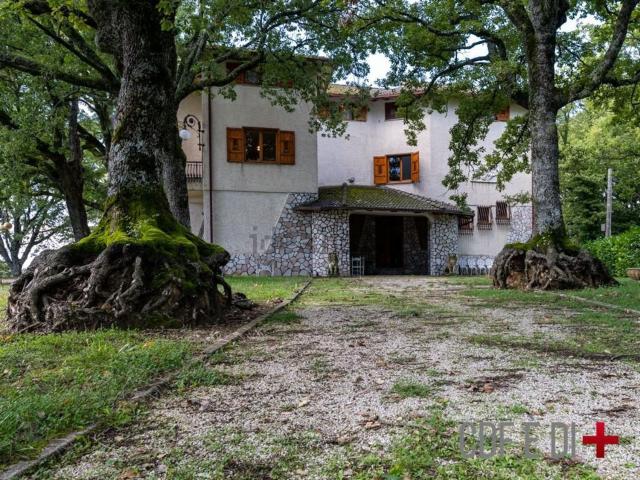 Casa in vendita a Campomoro, Rieti