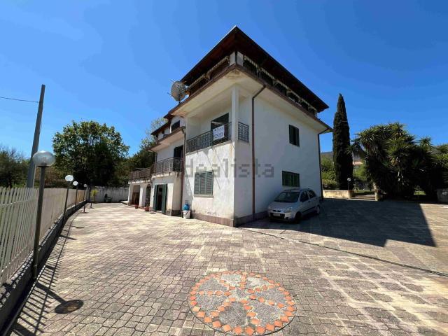 Casa in vendita a Calabria, Cosenza