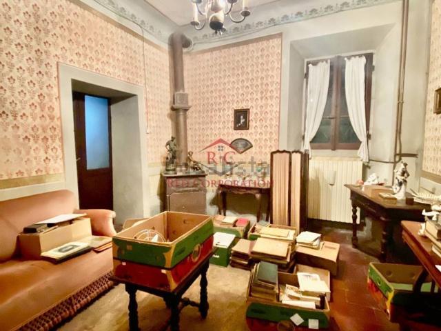 Casa in vendita a Colline Matildiche, Re