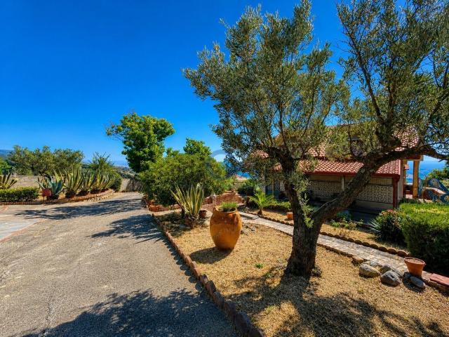 Casa in vendita a Calabria, Catanzaro