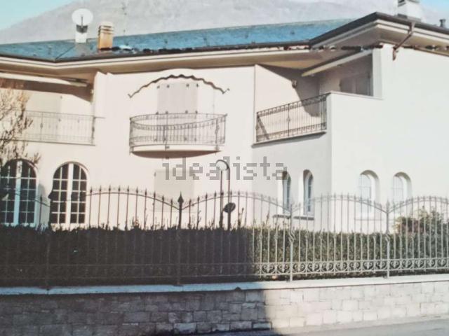 Casa in vendita a Tirano, Lombardia