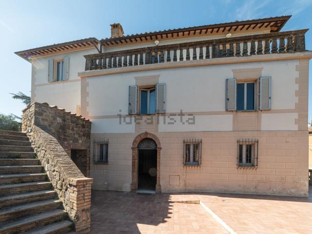 Casa in vendita a Montalcino, Toscana