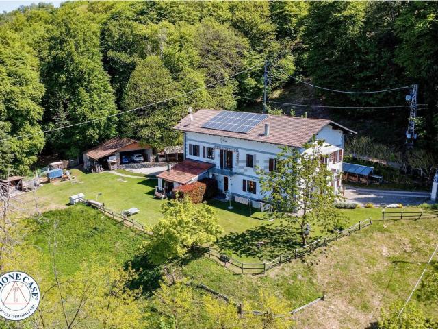 Casa in vendita a Comunità Montana del Piambello, Marchirolo