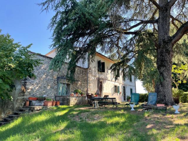 Casa in vendita a Quarrata, Toscana