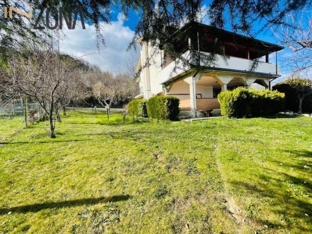 Casa in vendita a Teramo, Abruzzo
