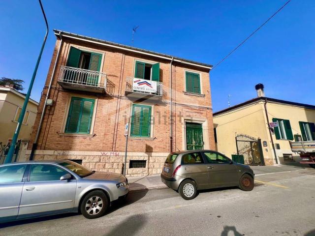 Casa in vendita a Campobasso, Molise