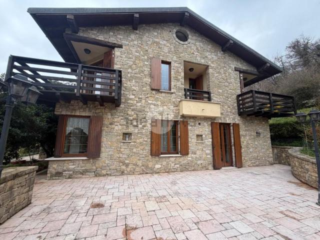 Casa in vendita a Selva, Zandobbio