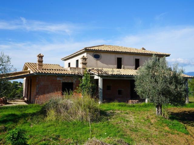 Casa in vendita a Fara Sabina, Lazio