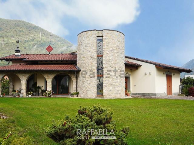 Casa in vendita a Berzo San Fermo, Lombardia