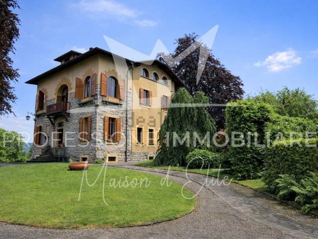 Casa in vendita a Alta Valle Intelvi, Lanzo D'intelvi