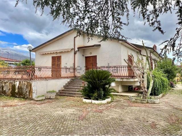 Casa in vendita a Calabria, Cosenza