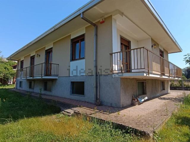 Casa in vendita a Piemonte, Novara