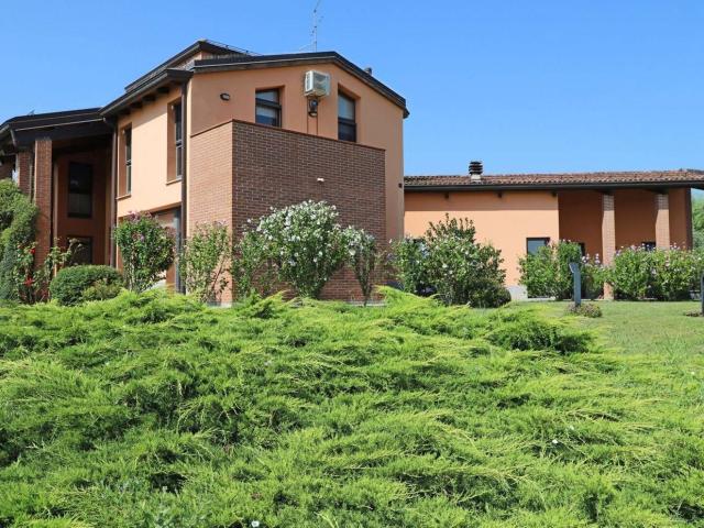 Casa in vendita a Stadirano, Lesignano de' Bagni