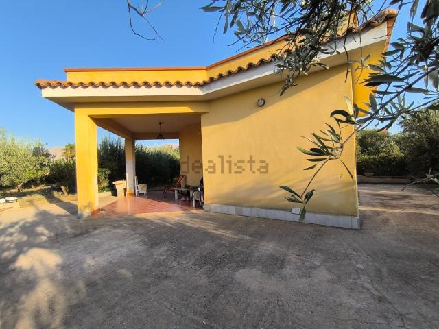 Casa in vendita a Carini, Sicilia