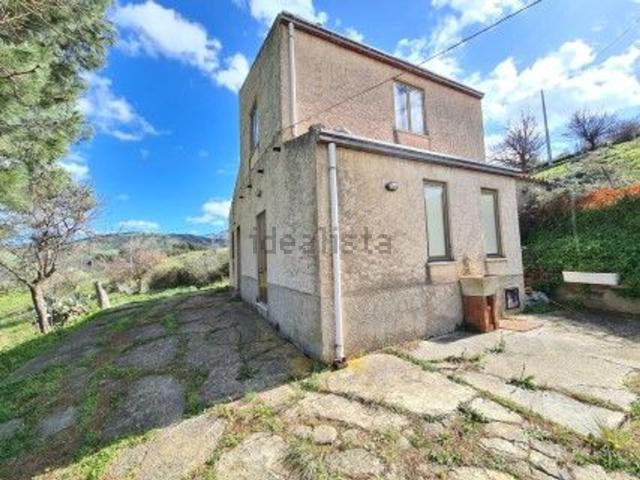 Casa in vendita a Collesano, Sicilia