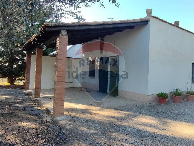Casa in vendita a Caltagirone, Sicilia