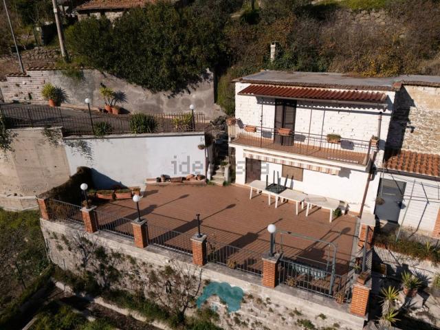 Casa in vendita a Municipio Roma VI, Roma Capitale