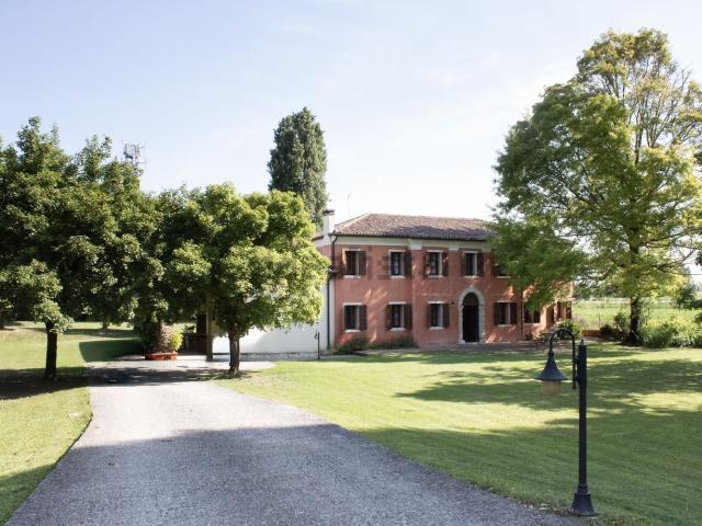 Casa in vendita a Bolzano Vicentino, Veneto