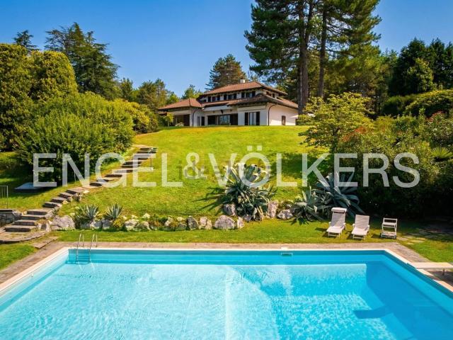 Casa in vendita a Luvinate, Lombardia