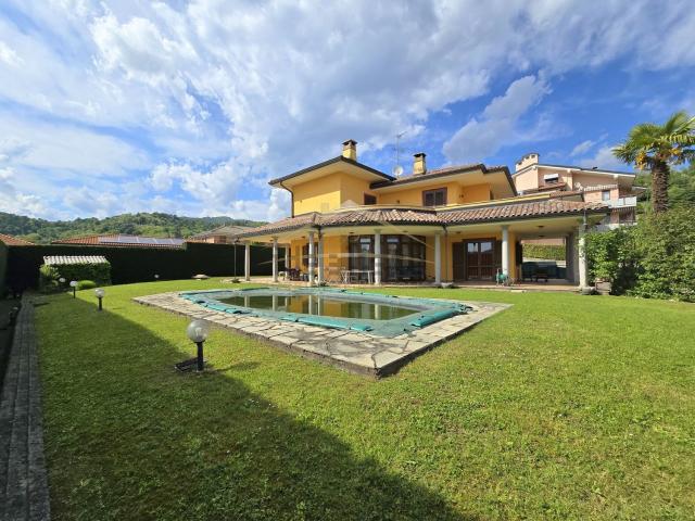 Casa in vendita a Piemonte, Novara