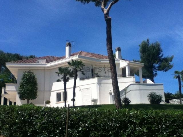 Casa in vendita a Baia Flaminia, Marche