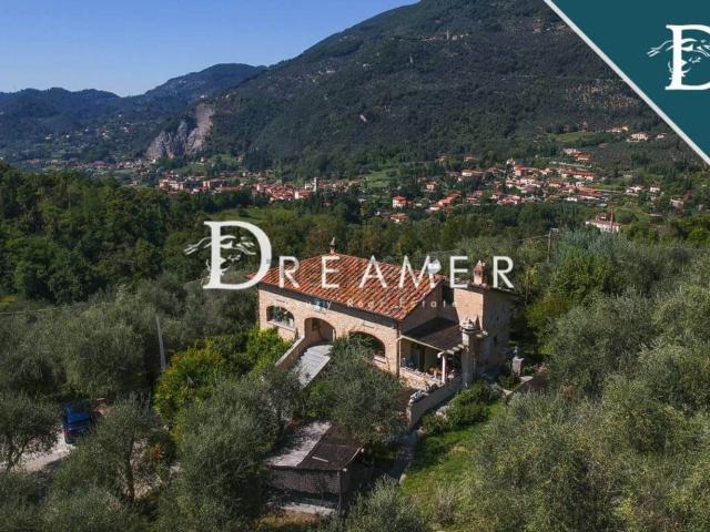 Casa in vendita a Arancio, Camaiore